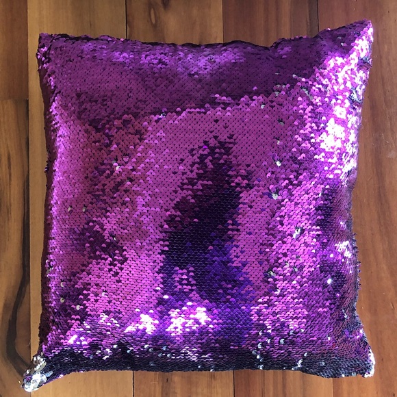 Sequin Accent Pillow - Picture 2 of 6
